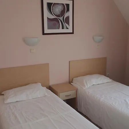Private In Vega Village شقة