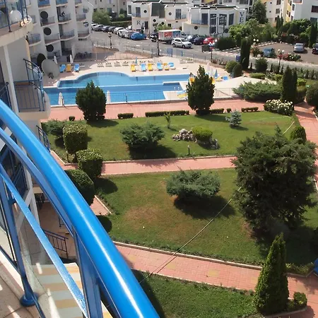 Private In Vega Village شقة