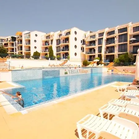 Private In Vega Village شقة