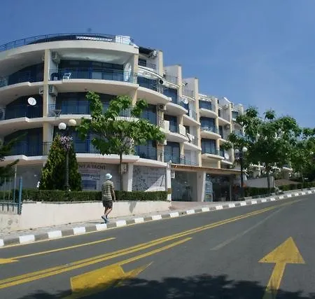 Private In Vega Village شقة *