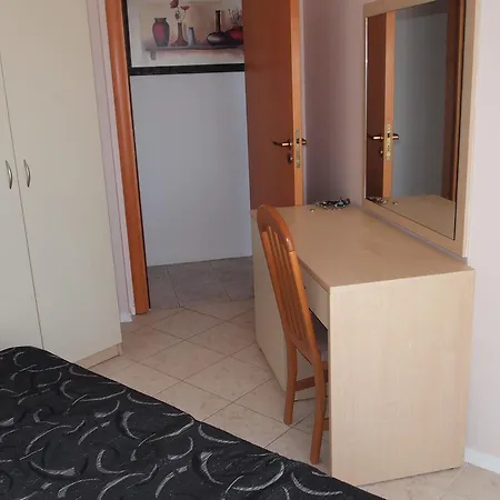 Private In Vega Village شقة